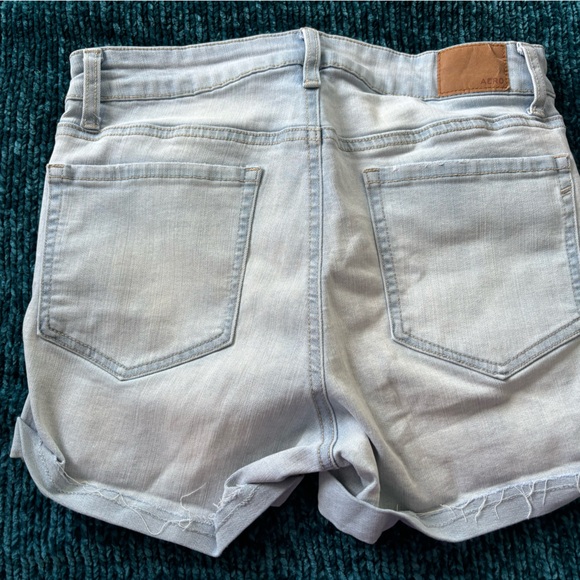 super cute excellent condition aero shorts - Picture 4 of 4